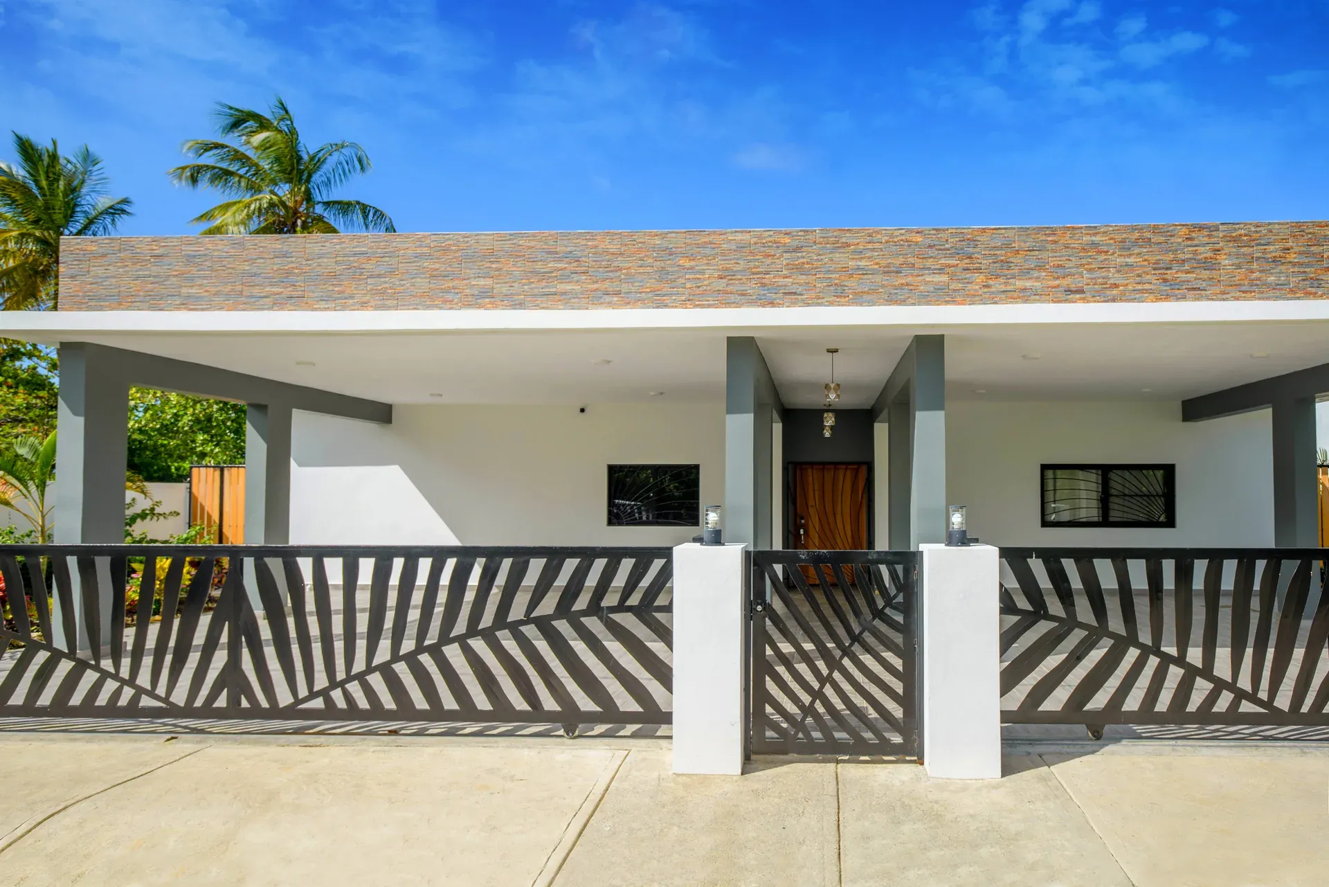 Swell House con piscina y gazebo  miniatura 2