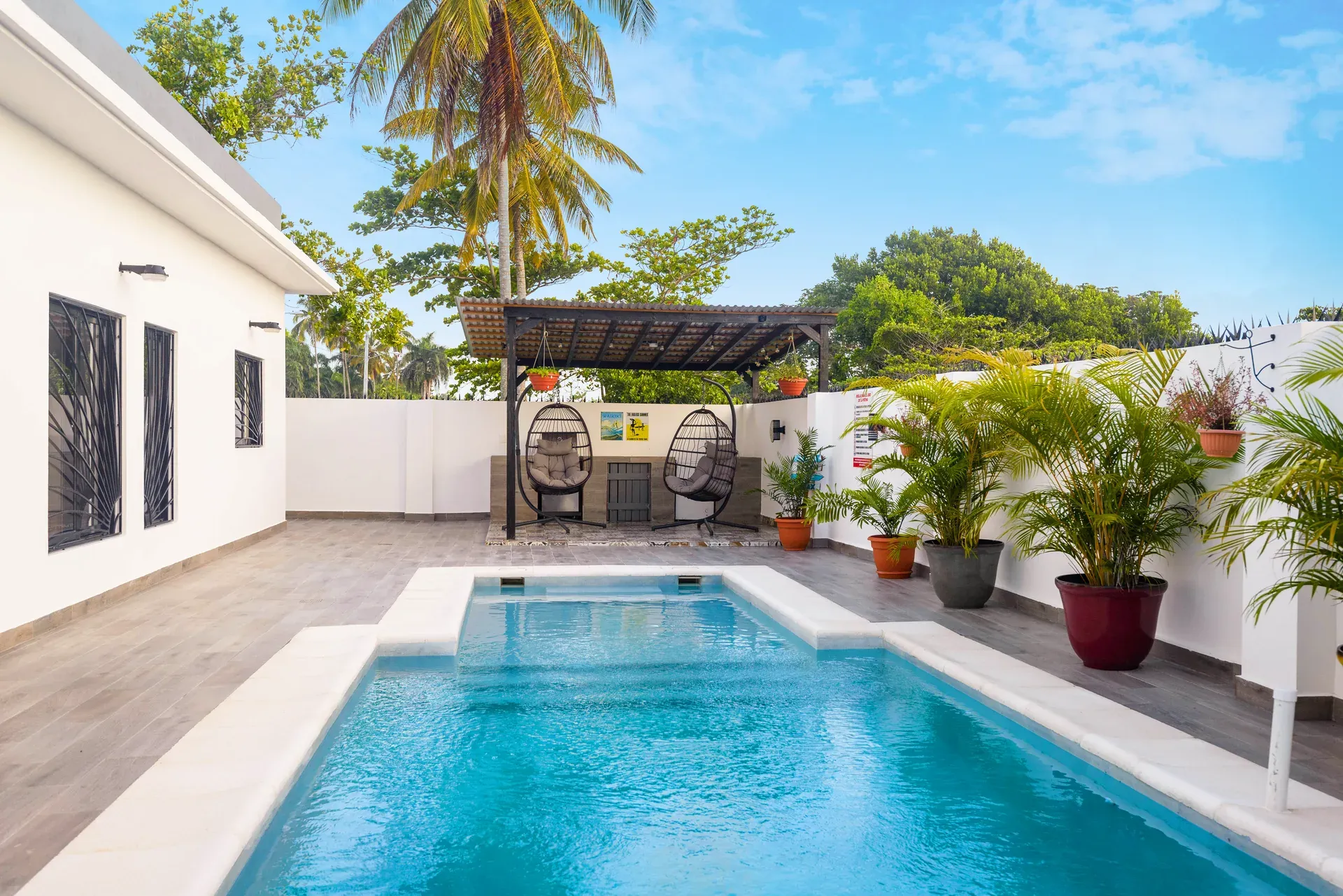 Swell House con piscina y gazebo 