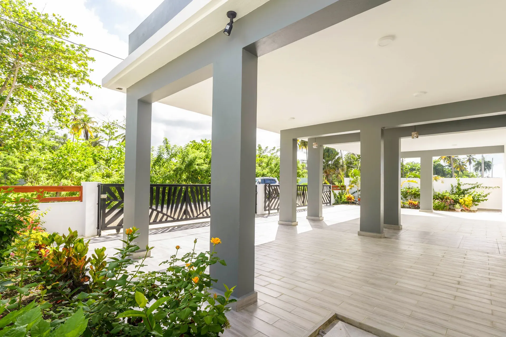 Swell House con piscina y gazebo  miniatura 3