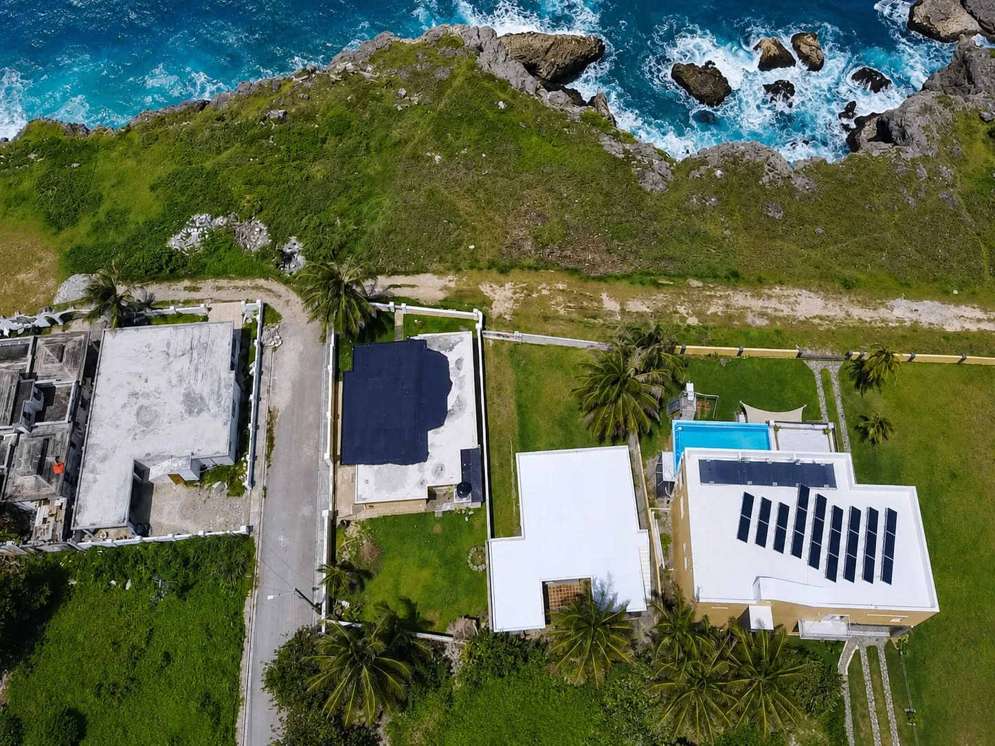 Propiedad Frente al Mar en Cabrera con Vista Libre y Alto Potencial miniatura 26