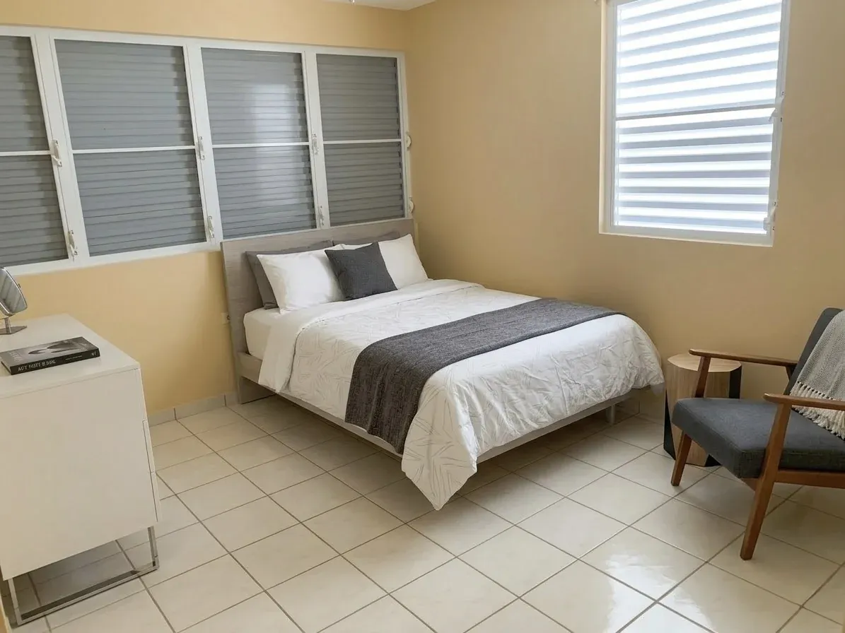 Casa en venta en Cabo Rojo, Puerto Rico, con vistas panorámicas, amplio terreno y excelente distribución miniatura 10