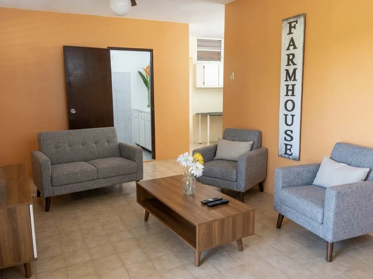 Casa en venta en Cabo Rojo, Puerto Rico, con vistas panorámicas, amplio terreno y excelente distribución miniatura 14