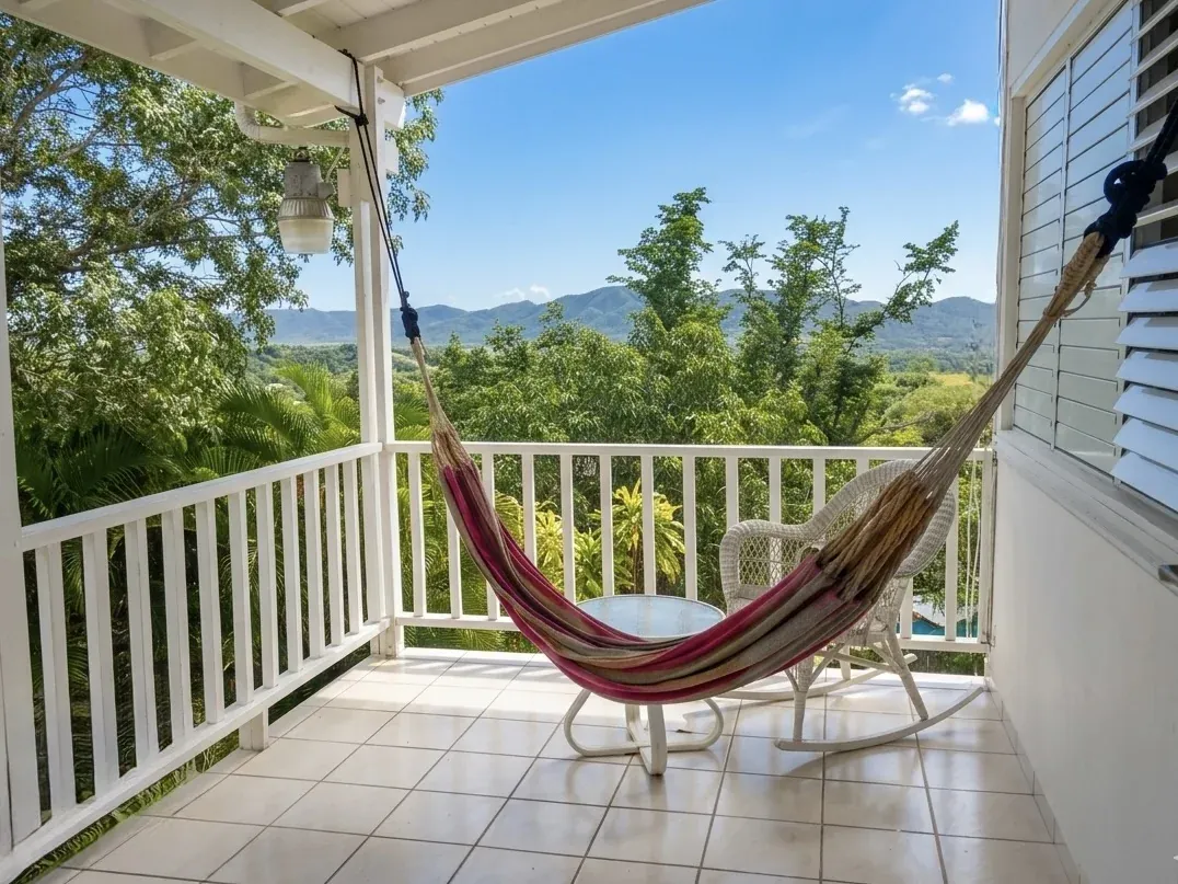 Casa en venta en Cabo Rojo, Puerto Rico, con vistas panorámicas, amplio terreno y excelente distribución miniatura 12